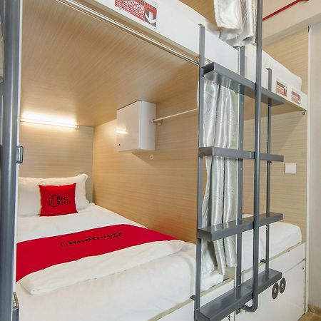 Reddoorz Hostel @ Jalan Besar Singapore Bagian luar foto