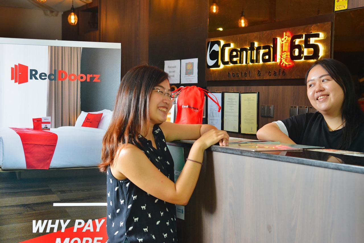 Reddoorz Hostel @ Jalan Besar Singapore Bagian luar foto