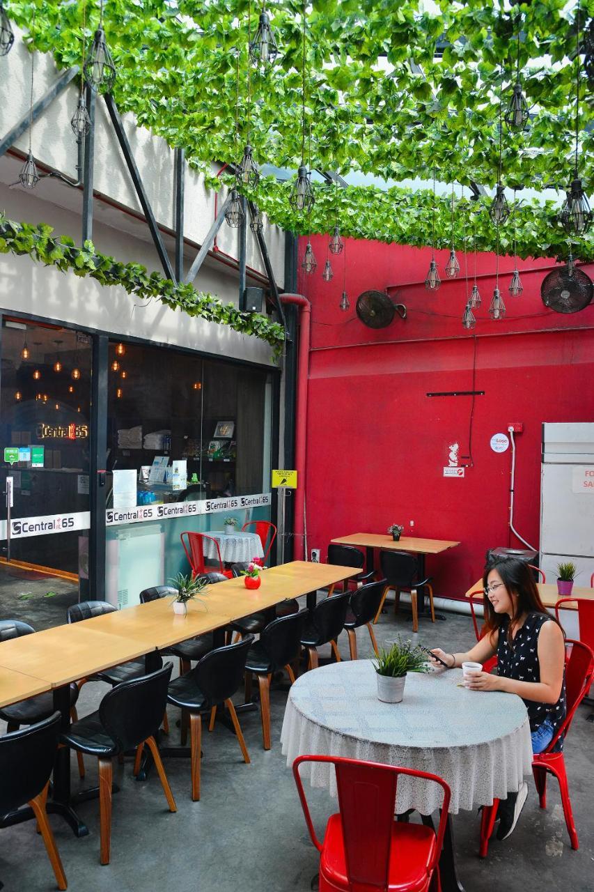 Reddoorz Hostel @ Jalan Besar Singapore Bagian luar foto
